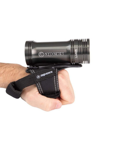 Apeks Luna ADV Dive Light – Power and Underwater Illumination