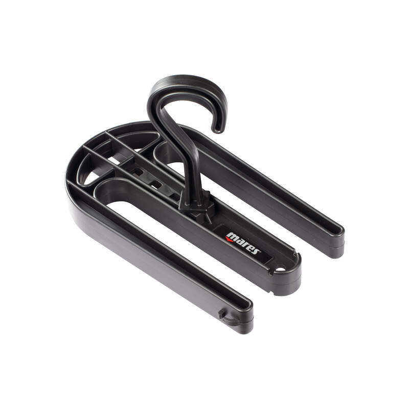 Suporte para fato seco com botas integrado e gancho rotativo