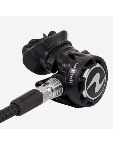 Aqualung Helix Compact Pro Regulator - Lightweight Travel Performance