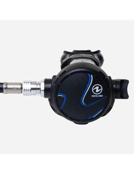 Aqualung Titan Regulator - Reliable Performance for Beginner Divers