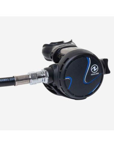 Regulador Aqualung Titan - Desempenho Fiável para Mergulhadores Iniciantes