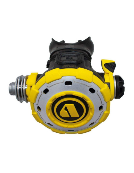 Apeks MTX-RC Scuba Diving Regulator | Extreme Cold Water Performance