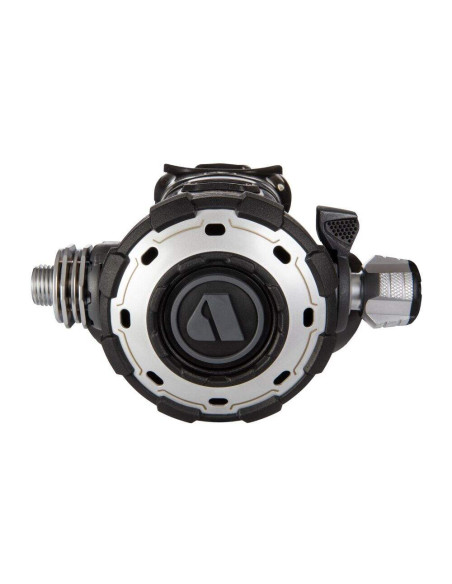 Apeks MTX-RC Scuba Diving Regulator | Extreme Cold Water Performance